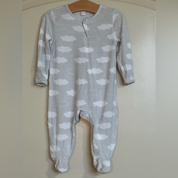 Set of 3 Angel Dear Bamboo Footie and 2 Gowns - Picture 6 of 16